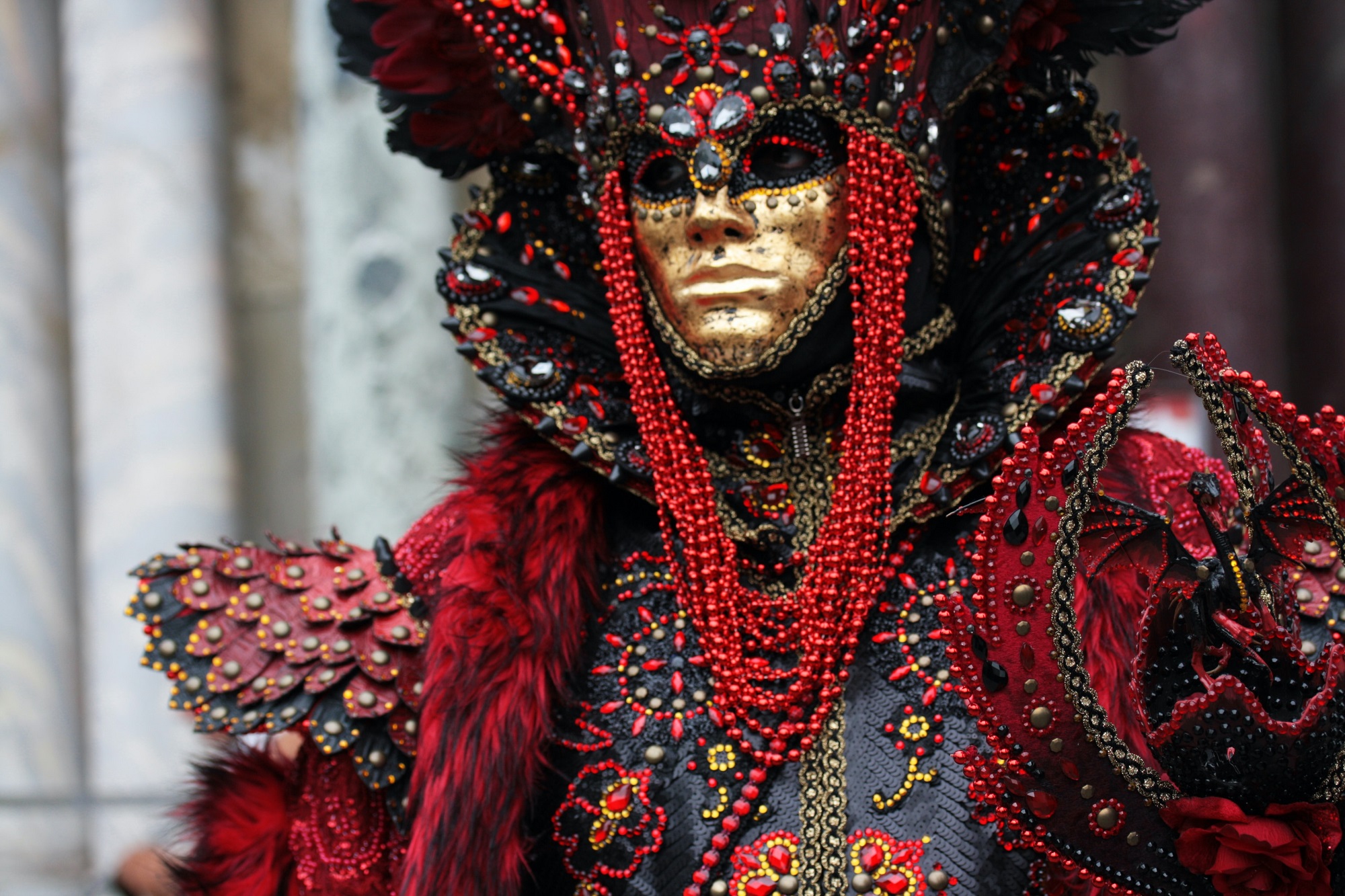 Il Carnevale a San Valentino: storia d’amore e di anarchia
